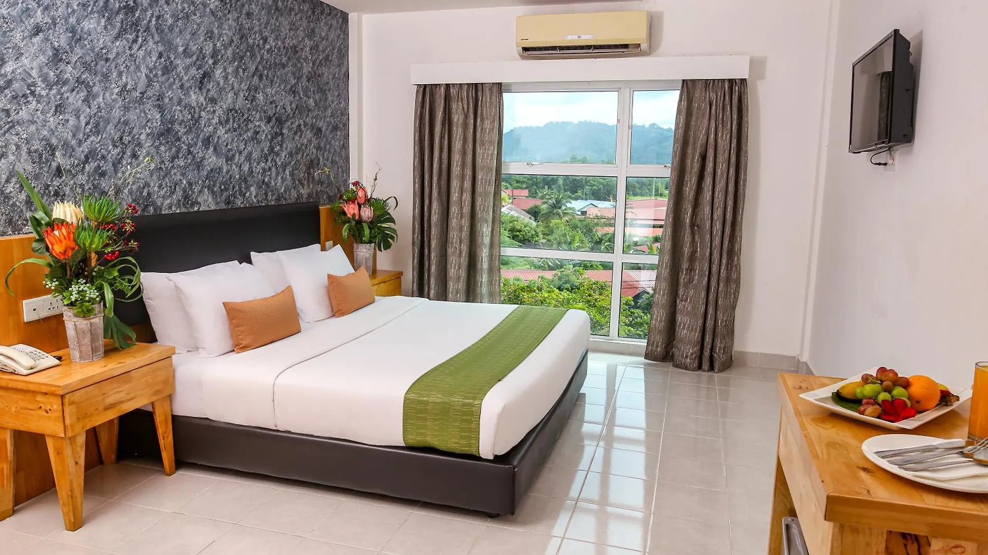 Langkapuri Resort Langkawi Pantai Cenang  3*, Pantai Cenang (Langkawi)